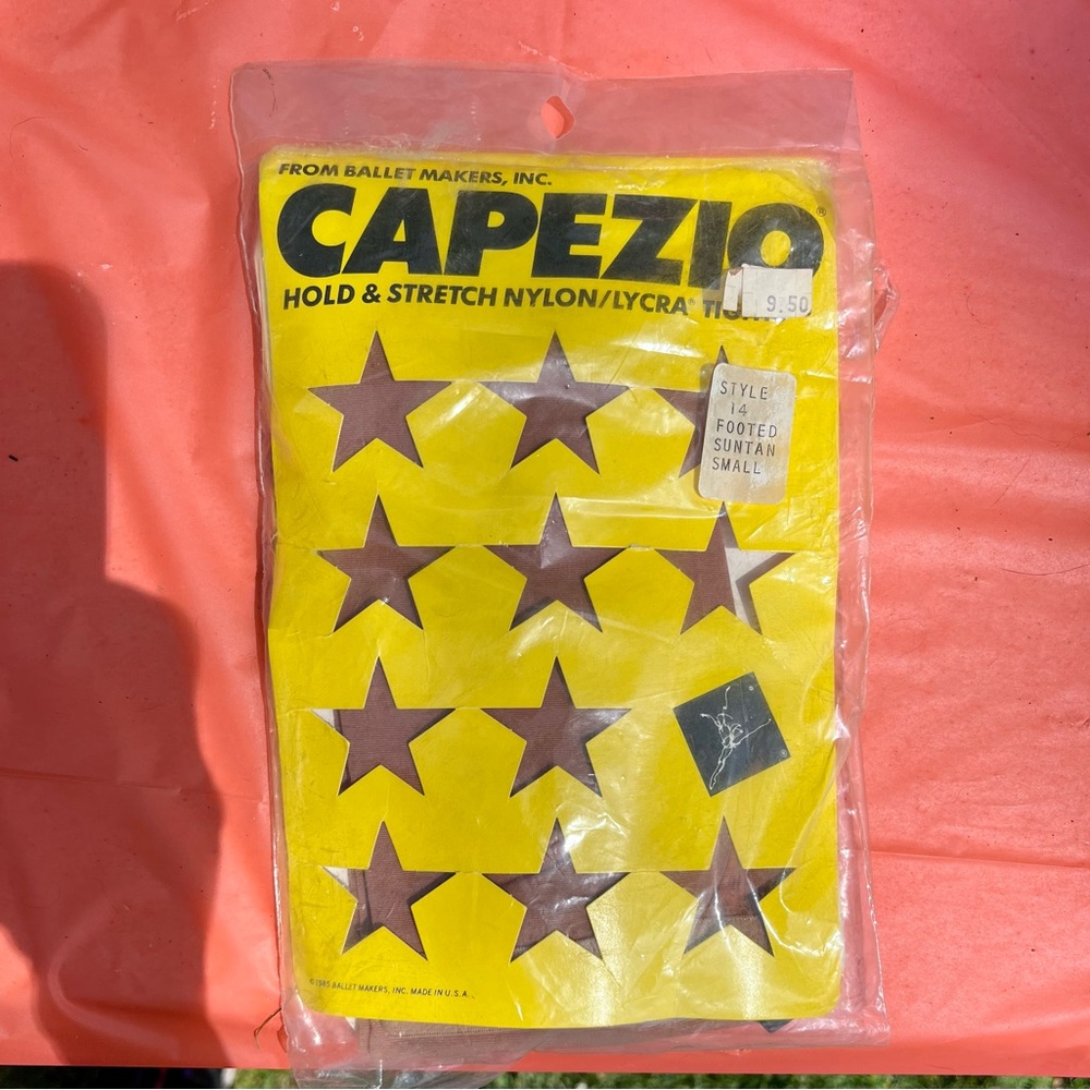 NIBag Vintage Capezio Suntan Nylon / Lycra Tights